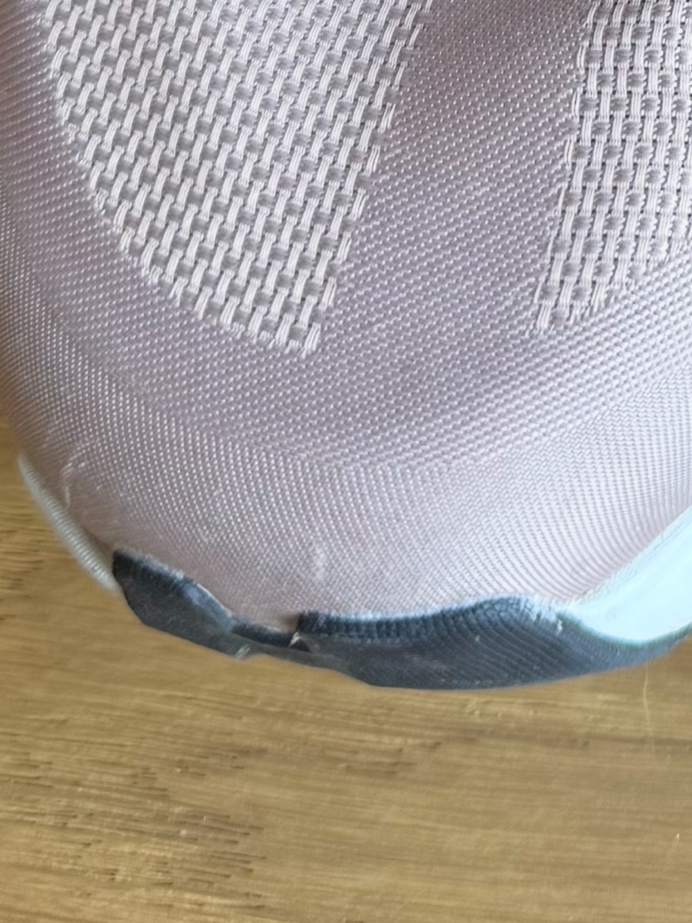 On Running Women's Cloudzone Sneakers in Rosebrown and Black, size 9.5 - Picture 10 of 10